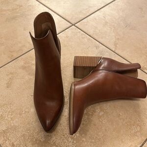 Steve Madden Brown Leather Pointed Toe Ankle Booties